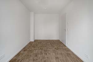 Traumhafte 3-Zimmer-Erdgeschosswohnung mit Garten und Einbauküche – Ursberger Straße 2b, 81673 Josephsburg, München – Vorschaubild 13
