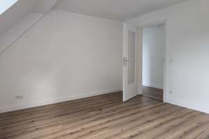 **Ideal für Singles, Paare oder kleine Familien - Moderne und bezugsfertige 3-Raum** – Schonnebeckhöfe 15, 45309 Schonnebeck, Essen – Vorschaubild 3