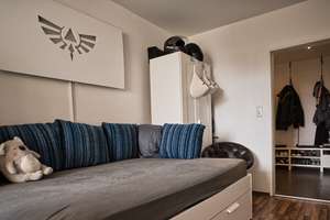 Vermietet! Helle, gut geschnittene 4 ZKB mit Fahrstuhl, TG Platz und verglastem Balkon! – Ziegeleistraße 22f, 86199 Inningen, Augsburg – Vorschaubild 10