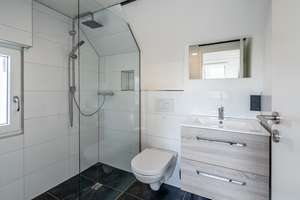 Exklusiv modernisierte Altbauvilla mit großzügigem Grundstück und stilvollen Ausstattungsdetails – Die vollständige Adresse der Immobilie erhältst du vom Anbieter., 23858 Reinfeld (Holstein) – Vorschaubild 21