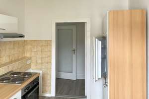 Attraktive 3-Zimmer-Wohnung mit Einbauküche und Loggia in Chemnitz-Hilbersdorf! – Die vollständige Adresse der Immobilie erhältst du vom Anbieter., 9131 Hilbersdorf, Chemnitz – Vorschaubild 3