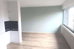 Mitten in der City von Essen - Kleines Single-Appartment Mindestmietdauer 36 Monate – Am Waldthausenpark 15, 45127 Stadtkern, Essen – Vorschaubild 1