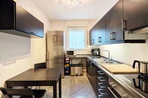 Bezugsfreie 4-Zimmer-Maisonette mit zwei Südbalkonen & Tageslichtbad – 14165 Zehlendorf, Berlin – Vorschaubild 5