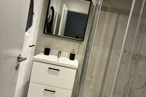 NEU saniertes  1-Zimmer-Apartment voll möbliert in Düsseldorf-Unterrath  – Hiddenseestraße 13, 40468 Unterrath, Düsseldorf – Vorschaubild 6