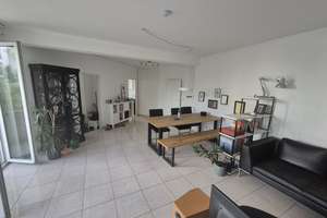 Beuel - am Rhein - helle u. elegante 2-2,5 Zi. Whng mit gr. Balkon, Einbauküche u. Wintergarten – Die vollständige Adresse der Immobilie erhältst du vom Anbieter., 53225 Beuel-Mitte, Bonn – Vorschaubild 4