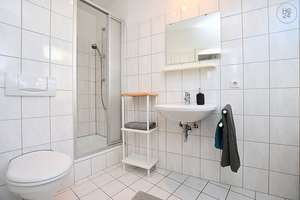 Voll möbliertes Apartment in toller Lage in Stuttgart West – Die vollständige Adresse der Immobilie erhältst du vom Anbieter., 70193 Hölderlinplatz, Stuttgart – Vorschaubild 4