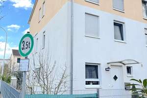 Modernes, energieeffizientes Einfamilienhaus  im Ernst-Ludwig-Park Darmstadt – Die vollständige Adresse der Immobilie erhältst du vom Anbieter., 64295 Darmstadt-West, Darmstadt – Vorschaubild 1