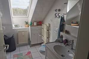 Gut geschnittene Dachgeschoßwohnung, vermietet mit PKW Stellplatz am Britzerkanal – Die vollständige Adresse der Immobilie erhältst du vom Anbieter., 12437 Baumschulenweg, Berlin – Vorschaubild 12