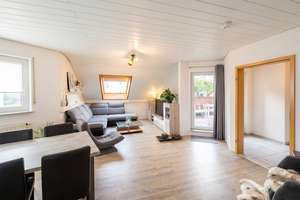 Attraktive Investition: Gepflegtes Mehrfamilienhaus in ruhiger Feldrandlage – Die vollständige Adresse der Immobilie erhältst du vom Anbieter., 71287 Weissach – Vorschaubild 4