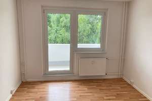 2 Zimmer mit Balkon...! – Olvenstedter Chaussee 147, 39130 Neu Olvenstedt, Magdeburg – Vorschaubild 3