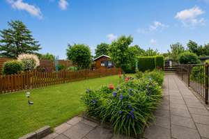 Komfortables Reihenmittelhaus mit separatem Gartengrundstück und Garage in Magdeburg-Salbke – Die vollständige Adresse der Immobilie erhältst du vom Anbieter., 39122 Salbke, Magdeburg – Vorschaubild 5