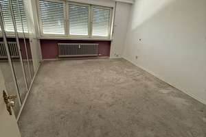 Großzügige 5-Zimmer-Wohnung mit viel Platz für Familie und Wohnen – Friedenstr. 13, 65189 Südost, Wiesbaden – Vorschaubild 6