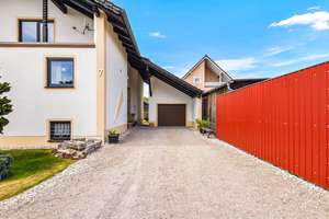 Großzügiges Einfamilienhaus mit reichlich Ausbaupotenzial & herrlichem Gartenparadies! – Die vollständige Adresse der Immobilie erhältst du vom Anbieter., 92421 Schwandorf – Vorschaubild 12