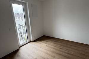 Lichtdurchflutete Dreizimmerwohnung mit Dachterrasse. – Burtscheider Str. 17, 52064 Marschiertor, Aachen – Vorschaubild 4