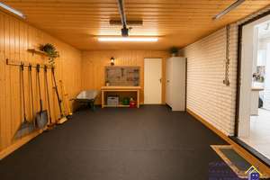 Exklusiver Bungalow Baujahr 2001 – Komfortables Wohnen mit Sommergarten und Garage in Hesel  – Die vollständige Adresse der Immobilie erhältst du vom Anbieter., 26835 Hesel – Vorschaubild 30