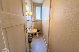 Helle und gut geschnittene 2-Zimmerwohnung mit kleinem Balkon im Herzen von S-Süd! – Böcklerstraße 2, 70199 Heslach, Stuttgart – Vorschaubild 7