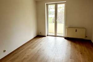 Helle 3-Raum Komfort-Wohnung mit Balkon, Wintergarten und Gartennutzung – Frankenberger Straße 116, 9131 Hilbersdorf, Chemnitz – Vorschaubild 8