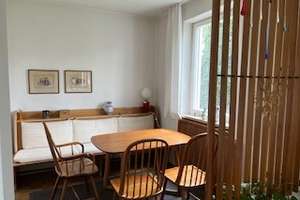 Obermenzing:  Möbliertes EFH mit schönem Garten zu vermieten  Möbliert - ideal für Studenten – 4-Zim – Die vollständige Adresse der Immobilie erhältst du vom Anbieter., 81245 Obermenzing, München – Vorschaubild 4