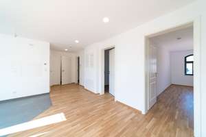 Traumhafte 4-Raumwohnung im beliebten Schlosschemnitz mit großem Balkon - WE17 – Ottostraße 9, 9113 Schloßchemnitz, Chemnitz – Vorschaubild 2