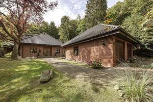 Repräsentatives Einfamilienhaus auf ca 3.148 qm Grundstück 
in grüner Wohn- u. Waldlage, HA-Geweke – Die vollständige Adresse der Immobilie erhältst du vom Anbieter., 58135 Haspe-Ost, Hagen – Vorschaubild 2
