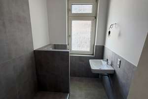 Frisch modernisierte 2 Zimmer Wohnung mit hochwertiger Ausstattung – Veilchenstraße 54, 47167 Neumühl, Duisburg – Vorschaubild 2
