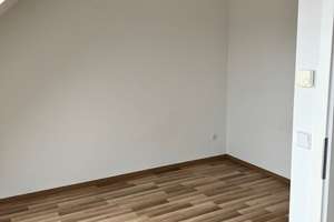 +++MODERNES REIHENECKHAUS+NEUWERTIG+5 ZIMMER+GÄSTE-WC+SOLAR+FBH+.V.M.!!!+++ – 4509 Delitzsch – Vorschaubild 13