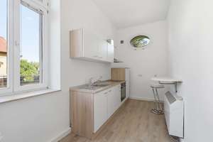 Bezugsfreie Altbau-Maisonette mit großer Terrasse und Stadtvilla-Charme – Die vollständige Adresse der Immobilie erhältst du vom Anbieter., 12207 Lichterfelde, Berlin – Vorschaubild 9