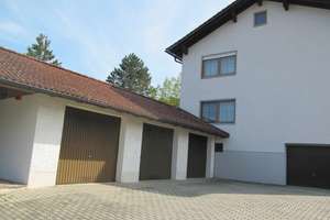 Zweifamilienhaus mit großen 4 1/2-Zimmer-Wohnungen in zentrumsnaher Lage von Mainburg – Die vollständige Adresse der Immobilie erhältst du vom Anbieter., 84048 Mainburg – Vorschaubild 16
