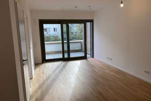 Stilvolle 3-Zi.Wohnung mit Garten, Einbauküche in zentraler Lage – Pufendorfstrasse 4c, 10249 Friedrichshain, Berlin – Vorschaubild 3