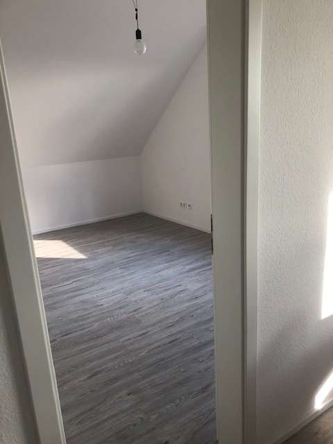 Immobilie in Spiegelberg - Freistehendes Mehrfamilienhaus mit 2 Garagen - Bild 16