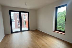 Nachmiete gesucht! Schöne und breite 2-Zimmer-Wohnung in Berlin Pankow – Florastraße 12a, 13187 Pankow (Ortsteil), Berlin – Vorschaubild 1