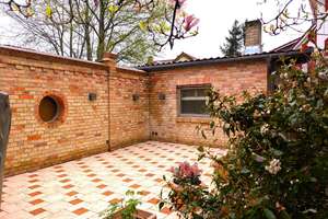 Platz zum Leben: Einfamilienhaus mit Garten in Berlin-Adlershof