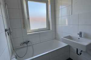 " 4 ZIMMER WOHNUNG MIT BALKON" – Voltastraße 10, 91056 Erlangen – Vorschaubild 13