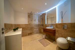 Hochwertige Villa mit ca. 300qm Wohn-/Nutzfläche, 2 Garagen, Pool in ruhiger Lage - provisionsfrei - – Die vollständige Adresse der Immobilie erhältst du vom Anbieter., 14109 Wannsee, Berlin – Vorschaubild 23