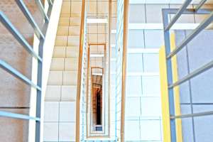 Zentrales Modernes Wohnen in der Neustadt + Balkon + Panoramablick +  Einbauküche + PKW Tiefgarage – Hartigstr. 1, 1127 Pieschen-Süd, Dresden – Vorschaubild 7