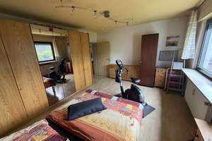 MA - SANDHOFEN // Attraktives Dreifamilienhaus mit großem Garten, Garage und Entwicklungspotenzial – Die vollständige Adresse der Immobilie erhältst du vom Anbieter., 68307 Sandhofen, Mannheim – Vorschaubild 10
