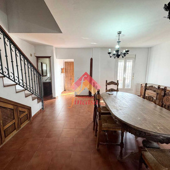 HAUS ZU VERKAUFEN IN DER PLANILLA ZONE
