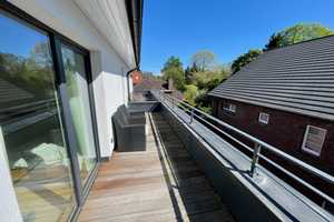 COURTAGEFREI ! STADTHAUS ! NEUBAU STANDARD A+ MIT SCHÖNEM GARTEN – Hamburg – Vorschaubild 10
