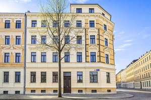 Charmante Dachgeschoss -Maisonette | 3 Zimmer | Balkon und Gäste-WC – Die vollständige Adresse der Immobilie erhältst du vom Anbieter., 4177 Altlindenau, Leipzig – Vorschaubild 2