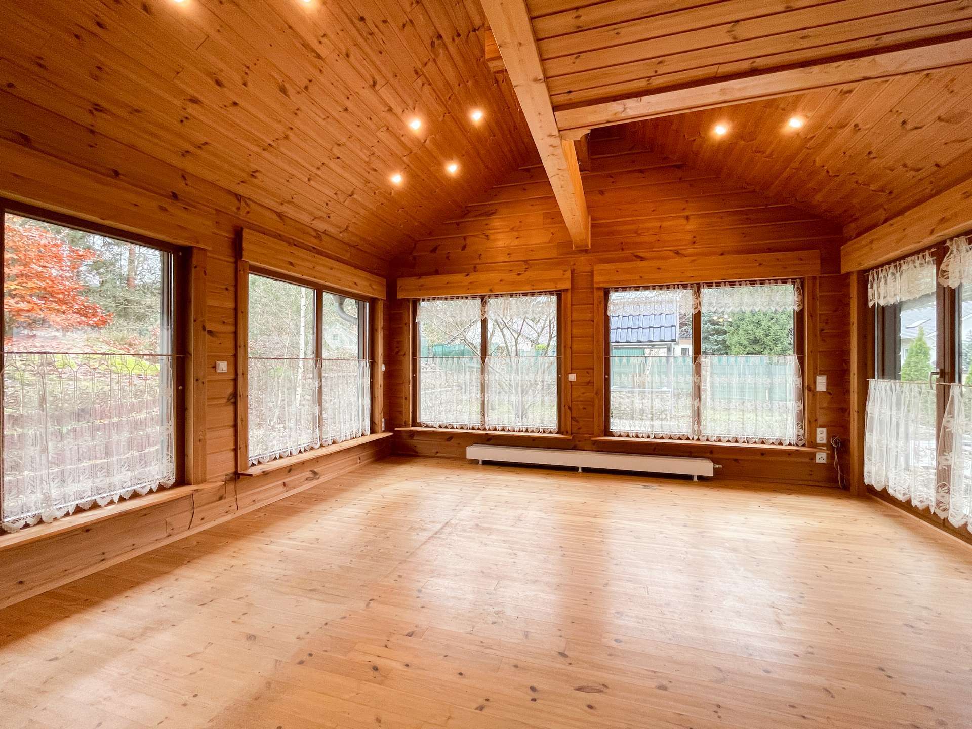 Immobilie in Crinitz - Großes Blockholzhaus mit schön gelegenem Grundstück in Crinitz - Bild 11