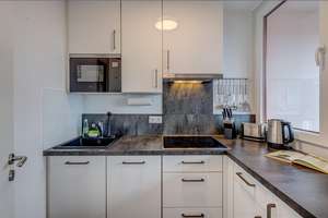 Möbliert: Helle, schöne 1-Zimmer Wohnung mit Panoramablick  – 80687 Friedenheim, München – Vorschaubild 3