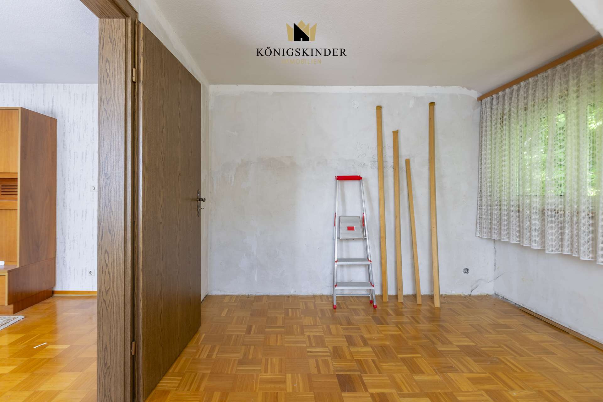 Immobilie in Renningen - Charmantes Zweifamilienhaus mit großem Garten und Potenzial in ruhiger Lage von Renningen-Malmsheim - Bild 13