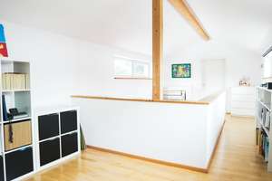 Architektenhaus, Bj. 2005, 5 Zi., Galerie, offene Küche mit EBK, Parkett, 2 Terrassen, 2 Stellplätze – Die vollständige Adresse der Immobilie erhältst du vom Anbieter., 30559 Kirchrode, Hannover – Vorschaubild 11