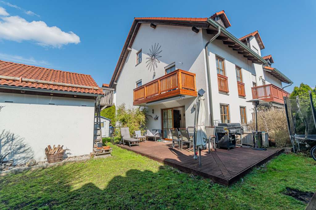 Immobilie in Moosinning - Familienfreundliches Reiheneckhaus in ruhiger Wohnlage - Bild 0