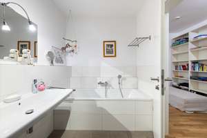 Am Naturschutzgebiet zuhause: Großzügige Maisonette mit Terrasse und Balkon – Die vollständige Adresse der Immobilie erhältst du vom Anbieter., 22397 Wohldorf-Ohlstedt, Hamburg – Vorschaubild 21