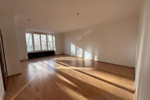 3-Zimmer-Wohnung - provisionsfrei, stadtnah, mit Gestaltungspotential – Eisenstraße 11, 40227 Oberbilk, Düsseldorf – Vorschaubild 2