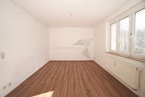 !! Grün und Ruhig Wohnen !! Helle 2-Zimmer-Wohnung mit Einbauküche und Tageslichtbad – Rilkestraße 76, 9114 Borna-Heinersdorf, Chemnitz – Vorschaubild 4