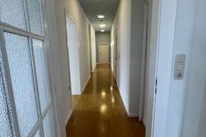 Viel Platz für den Alltag in dieser 4-Zimmer-Wohnung in Wiesbaden – Philippsbergstraße 35, 65195 Nordost, Wiesbaden – Vorschaubild 39