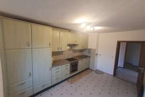Helle 3-Zimmer-Wohnung mit zwei Balkonen, Gartenanteil und Garage in ruhiger, begehrter Lage – Die vollständige Adresse der Immobilie erhältst du vom Anbieter., 85055 Oberhaunstadt, Ingolstadt – Vorschaubild 3