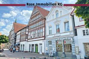 Historisches Stadthaus mit Charme und Entwicklungspotenzial im Herzen von Stadthagen – Die vollständige Adresse der Immobilie erhältst du vom Anbieter., 31655 Stadthagen – Vorschaubild 1